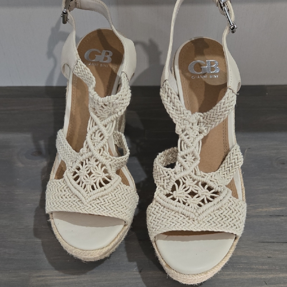Gianni Bini Cream Wedge Sandals with Intricate Design